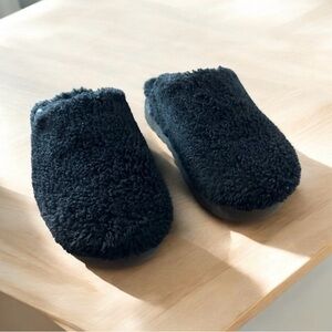 UGG Black Fuzz Sugarsole Slide, 
1” Platform, Barely worn, like new condition